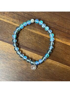 NOGU Mermaid Glass Aurora Bead Bracelet Iridescent Stretch
